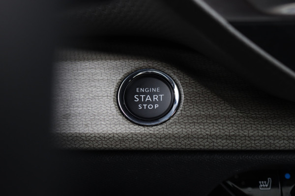Citroën C5 X 1.6 Plug-in Hybrid 225 Shine | Panoramadak | Massage | Memory | Stoelventilatie | HUD | Surround Camera | Leder | Adaptive Cruise Control |