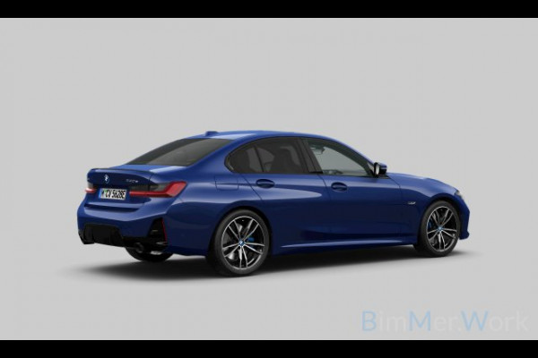 BMW 3-serie 330e xDrive M-Sport Pro Pano M-zetels ACC HUD 19inch El-klep