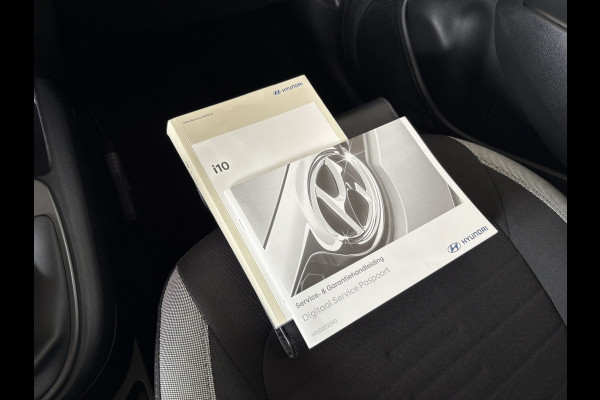 Hyundai i10 1.0 Automaat Comfort 5-zits CARPLAY/CRUISE/AIRCO/DAB