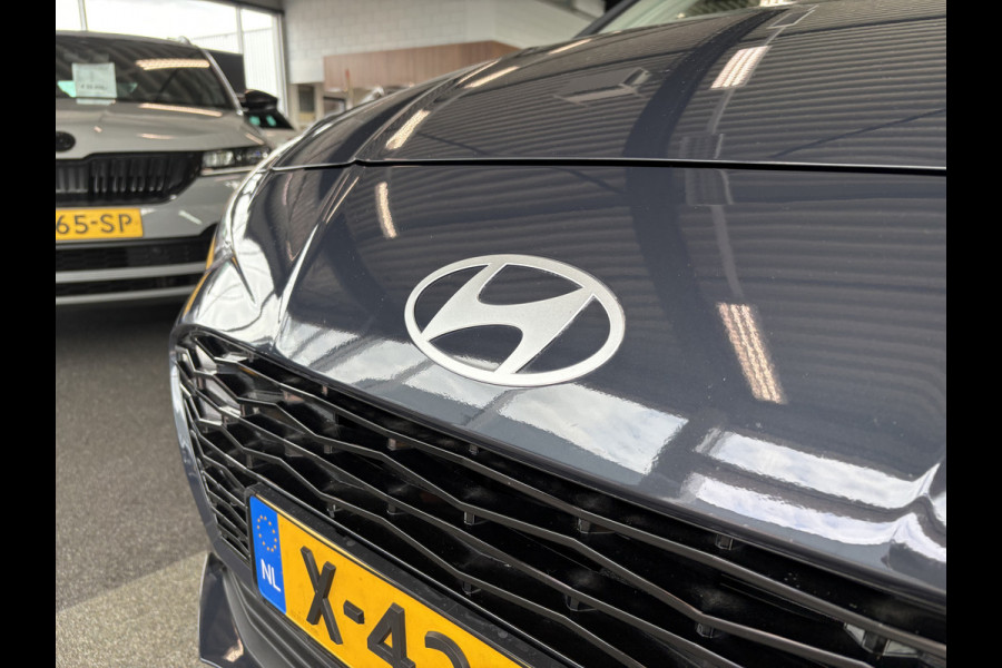 Hyundai i10 1.0 Automaat Comfort 5-zits CARPLAY/CRUISE/AIRCO/DAB