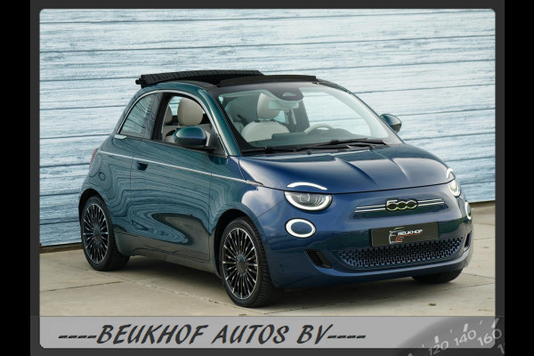 Fiat 500 La Prima 42 kWh Cabrio Carplay Camera Leer Navigati