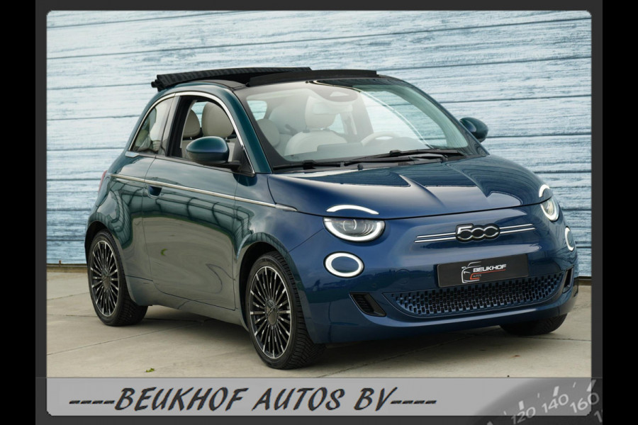 Fiat 500 La Prima 42 kWh Cabrio Carplay Camera Leer Navigati