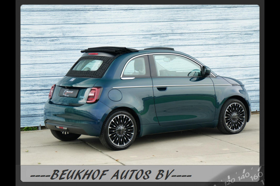 Fiat 500 La Prima 42 kWh Cabrio Carplay Camera Leer Navigati
