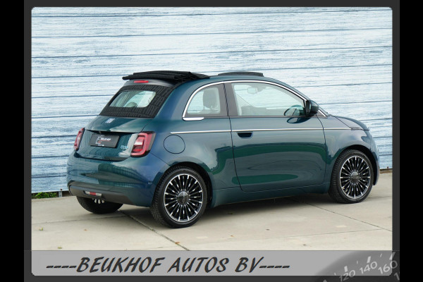Fiat 500 La Prima 42 kWh Cabrio Carplay Camera Leer Navigati