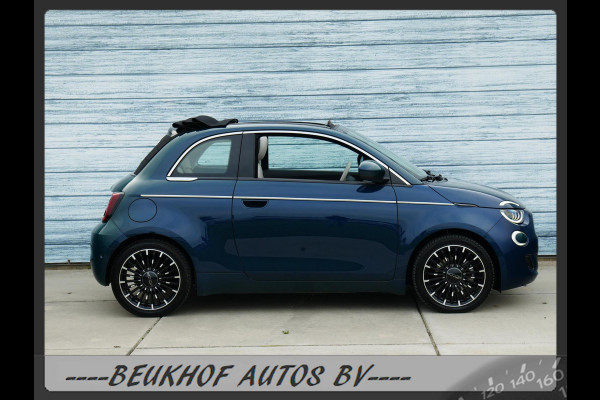 Fiat 500 La Prima 42 kWh Cabrio Carplay Camera Leer Navigati