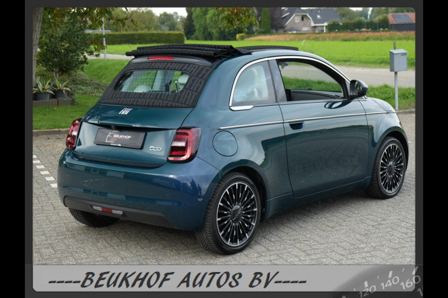 Fiat 500 La Prima 42 kWh Cabrio Carplay Camera Leer Navigati
