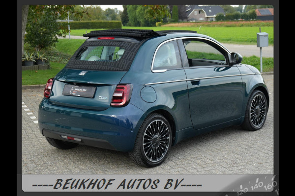 Fiat 500 La Prima 42 kWh Cabrio Carplay Camera Leer Navigati
