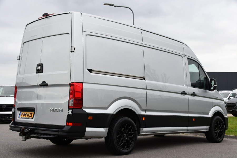 MAN TGE 35 2.0 L3H3 PB Edition Lucht geremd! Camera, 3500kg Trekhaak, Cruise, Carplay, LED, 165pk, Automaat, Multimedia, Uniek! lucht opbouw, markt, zwaar, luchhtrem, veldhuizen