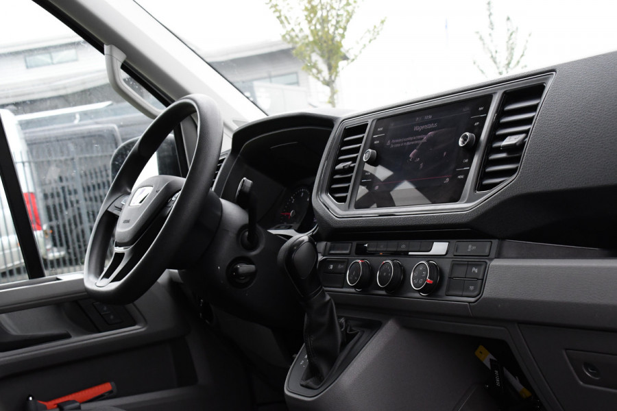 MAN TGE 35 2.0 L3H3 PB Edition Lucht geremd! Camera, 3500kg Trekhaak, Cruise, Carplay, LED, 165pk, Automaat, Multimedia, Uniek! lucht opbouw, markt, zwaar, luchhtrem, veldhuizen