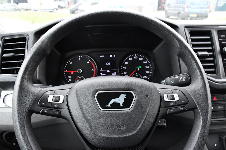 MAN TGE 35 2.0 L3H3 PB Edition Lucht geremd! Camera, 3500kg Trekhaak, Cruise, Carplay, LED, 165pk, Automaat, Multimedia, Uniek! lucht opbouw, markt, zwaar, luchhtrem, veldhuizen