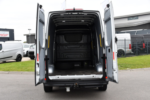 MAN TGE 35 2.0 L3H3 PB Edition Lucht geremd! Camera, 3500kg Trekhaak, Cruise, Carplay, LED, 165pk, Automaat, Multimedia, Uniek! lucht opbouw, markt, zwaar, luchhtrem, veldhuizen