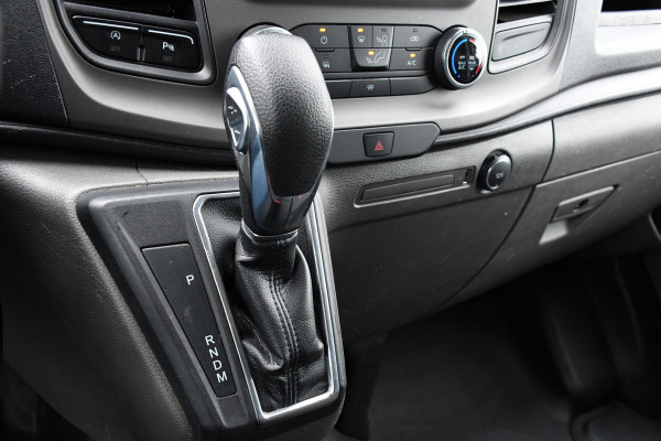 Ford Transit Custom 300 2.0 TDCI L2H1 PB Edition Camera, Cruise, Carplay, 130pk, NAVI, Trekhaak, Automaat, Multimedia, Uniek!