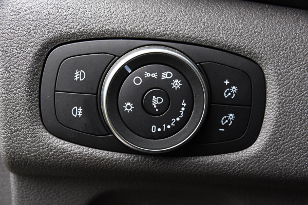 Ford Transit Custom 300 2.0 TDCI L2H1 PB Edition Camera, Cruise, Carplay, 130pk, NAVI, Trekhaak, Automaat, Multimedia, Uniek!
