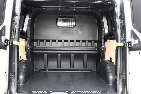 Ford Transit Custom 300 2.0 TDCI L1H1 DC Limited Raptor Edition Camera, Cruise, 130pk. Automaat, 2 x schuifdeur, Multimedia, Sensoren, Afneembare trekhaak, Uniek!