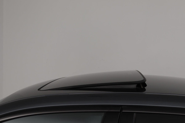 BMW 3-serie 320i High Executive M-Pakket (PANORAMADAK, STOELVERWARMING, 360 CAMERA, CLIMA, CARPLAY, LED)