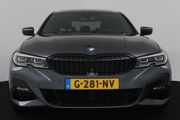 BMW 3-serie 320i High Executive M-Pakket (PANORAMADAK, STOELVERWARMING, 360 CAMERA, CLIMA, CARPLAY, LED)
