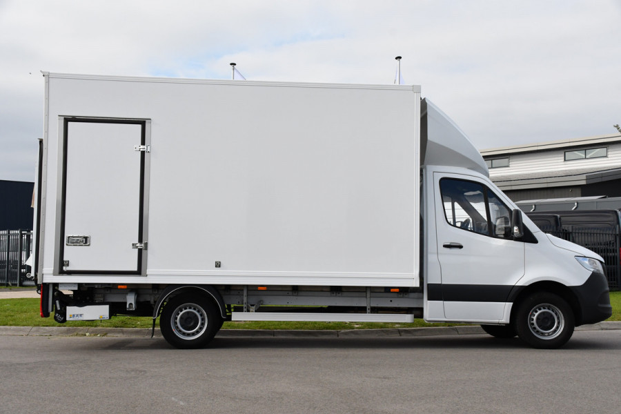 Mercedes-Benz Sprinter 317 1.9 CDI L3 RWD Bakwagen Cruise, Carplay, Laadklep, 170pk, Automaat, NAVI, Multimedia, Uniek!