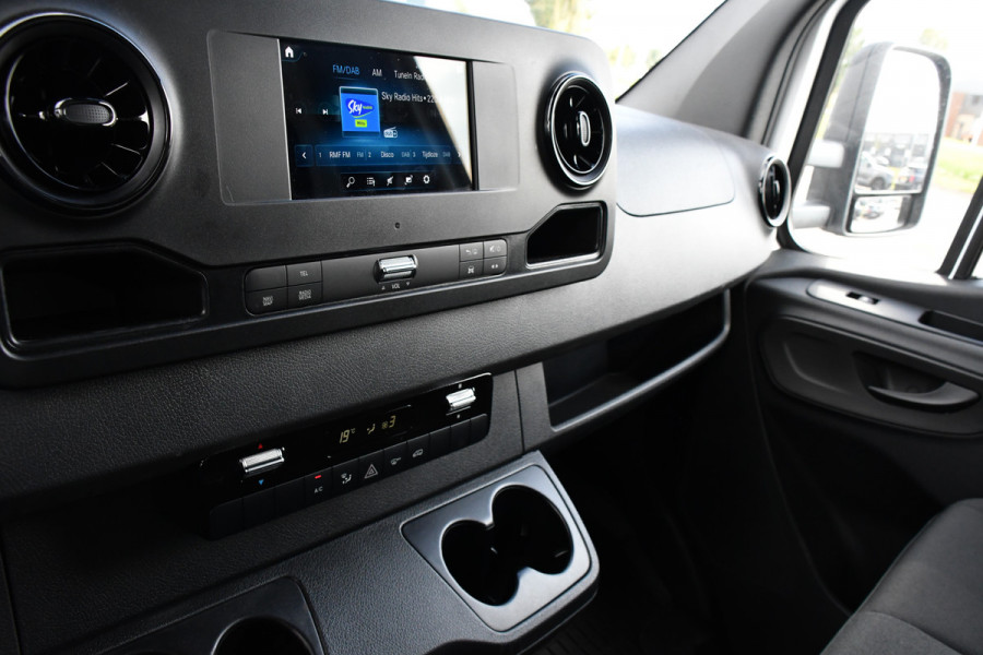 Mercedes-Benz Sprinter 317 1.9 CDI L3 RWD Bakwagen Cruise, Carplay, Laadklep, 170pk, Automaat, NAVI, Multimedia, Uniek!