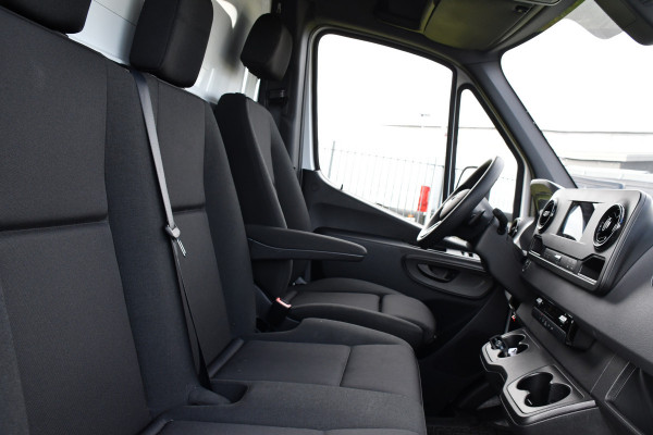 Mercedes-Benz Sprinter 317 1.9 CDI L3 RWD Bakwagen Cruise, Carplay, Laadklep, 170pk, Automaat, NAVI, Multimedia, Uniek!