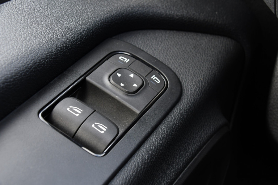 Mercedes-Benz Sprinter 317 1.9 CDI L3 RWD Bakwagen Cruise, Carplay, Laadklep, 170pk, Automaat, NAVI, Multimedia, Uniek!
