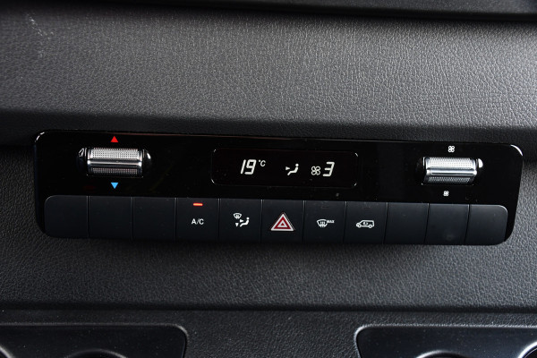 Mercedes-Benz Sprinter 317 1.9 CDI L3 RWD Bakwagen Cruise, Carplay, Laadklep, 170pk, Automaat, NAVI, Multimedia, Uniek!