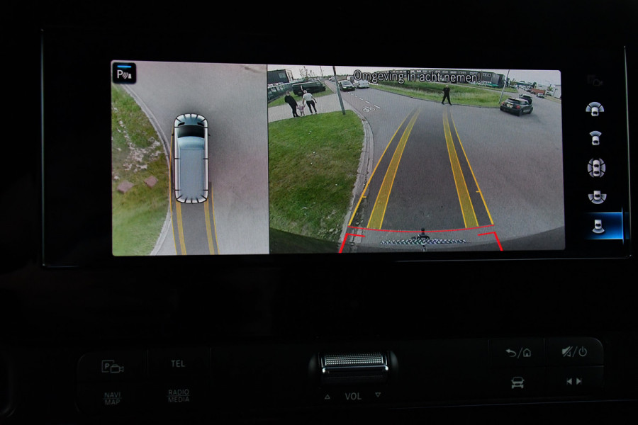 Mercedes-Benz Sprinter 319 V6 3.0 CDI L2H2 Black Edition Full Options!, Adaptieve Cruise, 360 Camera, 2 x schuifdeur, 3500kg Trekhaak, 10,5'' Mbux, Navi, Stoelverwarming, Uniek!