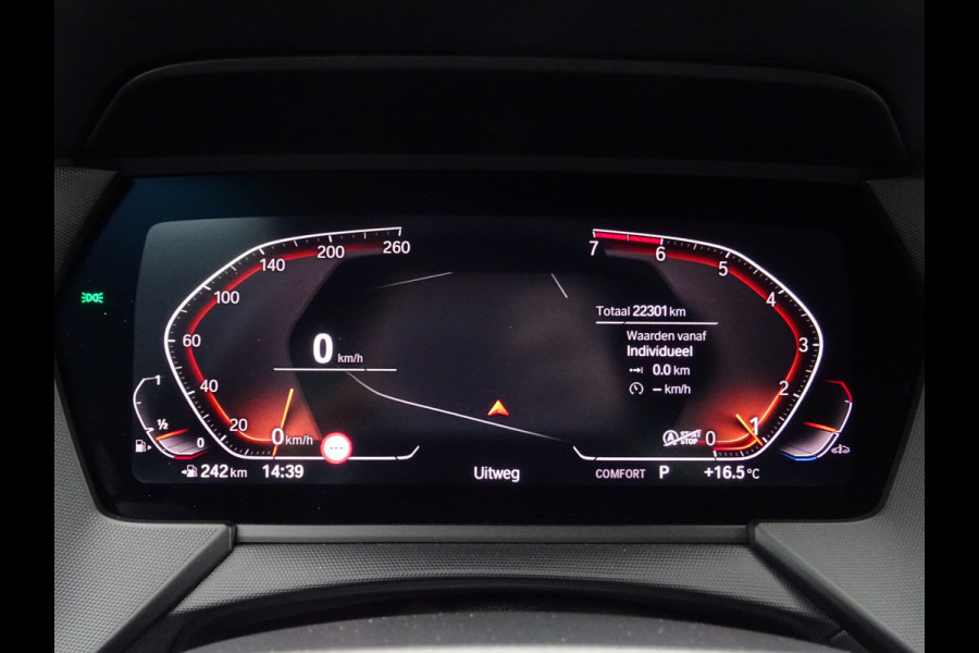 BMW 1-serie 118i High Executive Edition * CARPLAY * DEALER ONDERH. !!
