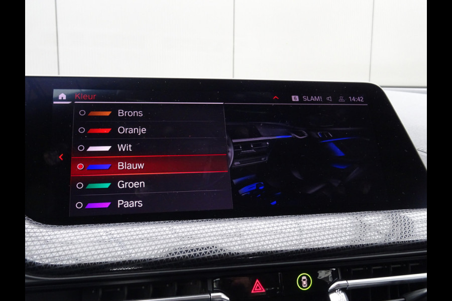 BMW 1-serie 118i High Executive Edition * CARPLAY * DEALER ONDERH. !!