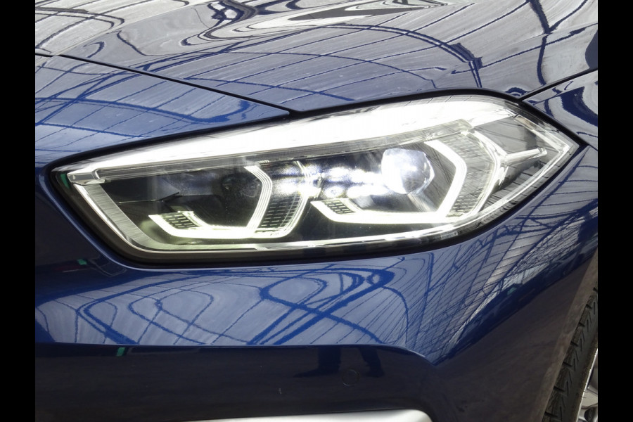 BMW 1-serie 118i High Executive Edition * CARPLAY * DEALER ONDERH. !!
