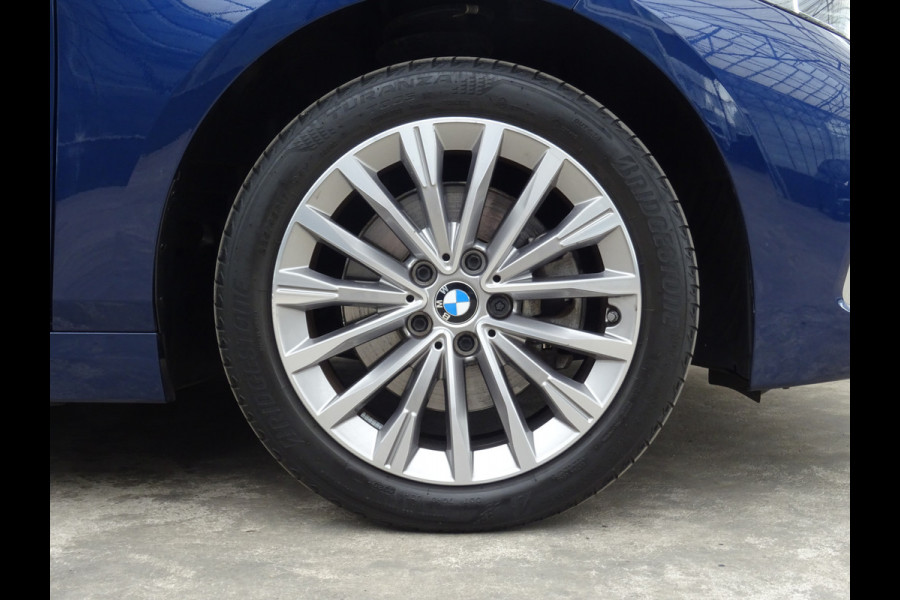 BMW 1-serie 118i High Executive Edition * CARPLAY * DEALER ONDERH. !!