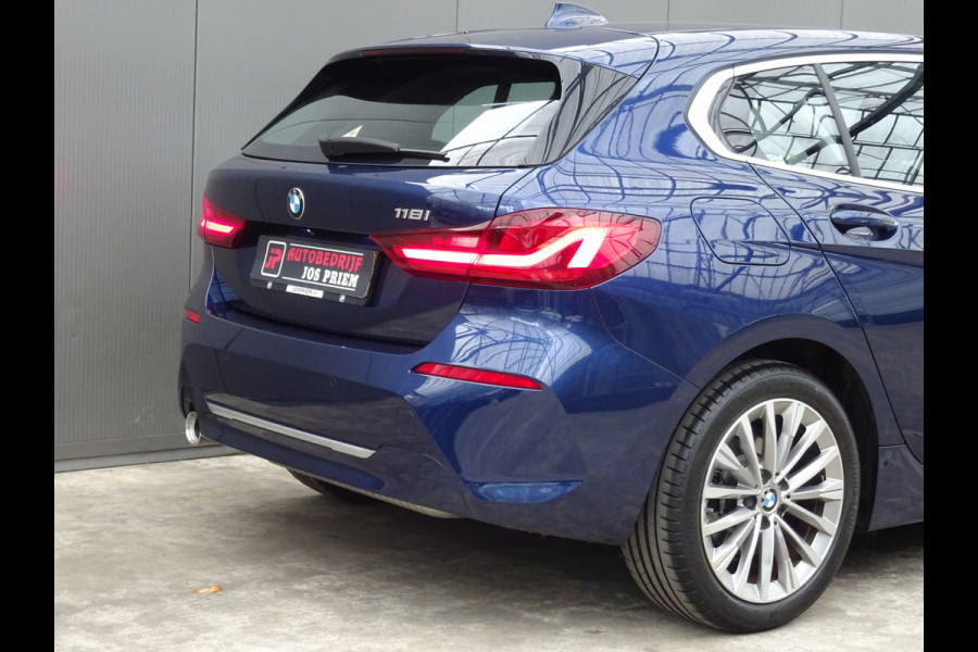 BMW 1-serie 118i High Executive Edition * CARPLAY * DEALER ONDERH. !!