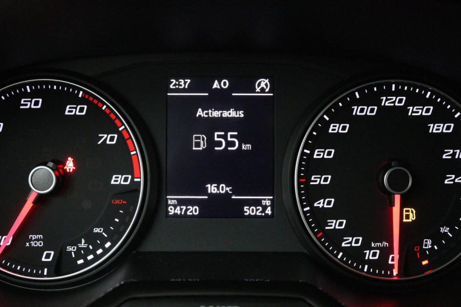 Seat Ibiza 1.0 TSI FR Business Intense (NAVIGATIE, STOELVERWARMING, CLIMA, CRUISE, PARKEERSENSOREN)