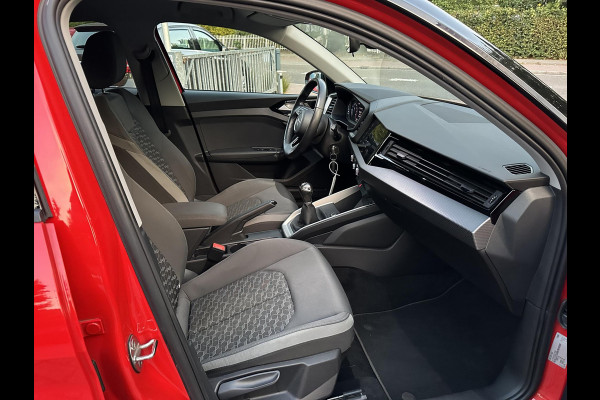 Audi A1 Sportback 30 TFSI 6-Bak Advanced Epic 1eEig|TwoTone|CarPlay|DAB|Rijstrook|Cruise