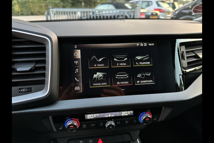 Audi A1 Sportback 30 TFSI 6-Bak Advanced Epic 1eEig|TwoTone|CarPlay|DAB|Rijstrook|Cruise