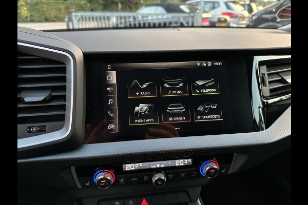 Audi A1 Sportback 30 TFSI 6-Bak Advanced Epic 1eEig|TwoTone|CarPlay|DAB|Rijstrook|Cruise