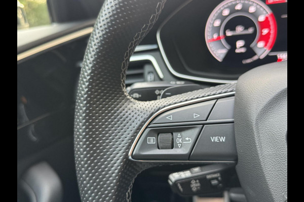 Audi A4 Avant 35 TFSI S edition Competition Automaat | Zwart optiek | 19 inch velgen | Adaptieve cruise control | Sportstuur | Lane assi