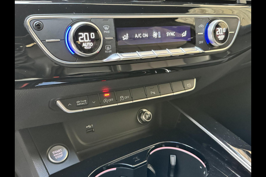 Audi A4 Avant 35 TFSI S edition Competition Automaat | Zwart optiek | 19 inch velgen | Adaptieve cruise control | Sportstuur | Lane assi
