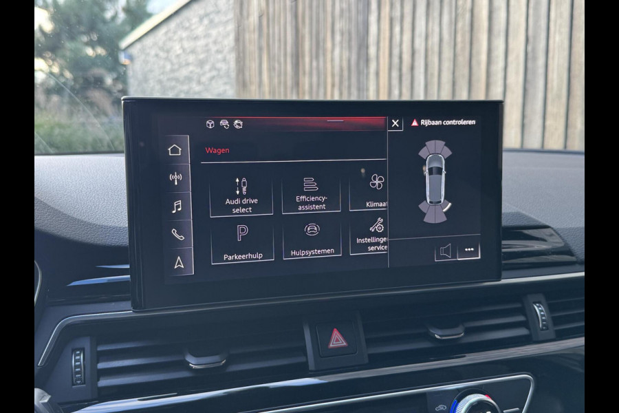Audi A4 Avant 35 TFSI S edition Competition Automaat | Zwart optiek | 19 inch velgen | Adaptieve cruise control | Sportstuur | Lane assi