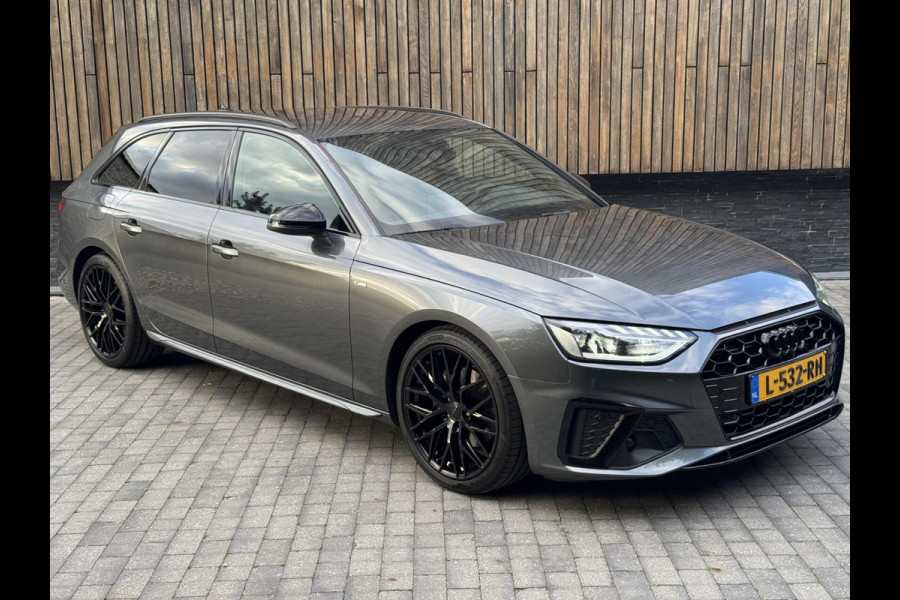 Audi A4 Avant 35 TFSI S edition Competition Automaat | Zwart optiek | 19 inch velgen | Adaptieve cruise control | Sportstuur | Lane assi