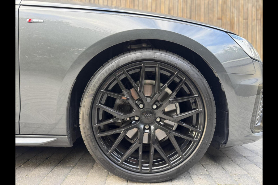 Audi A4 Avant 35 TFSI S edition Competition Automaat | Zwart optiek | 19 inch velgen | Adaptieve cruise control | Sportstuur | Lane assi