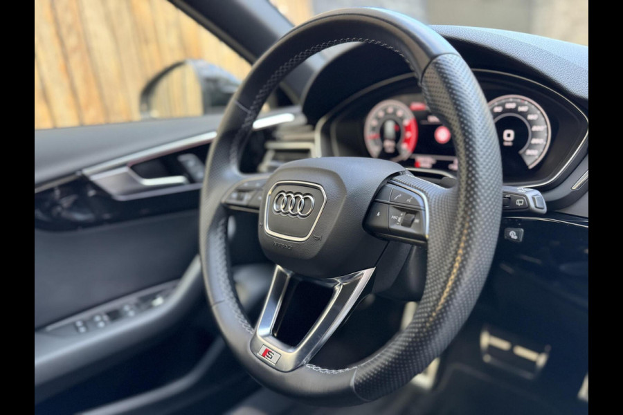 Audi A4 Avant 35 TFSI S edition Competition Automaat | Zwart optiek | 19 inch velgen | Adaptieve cruise control | Sportstuur | Lane assi