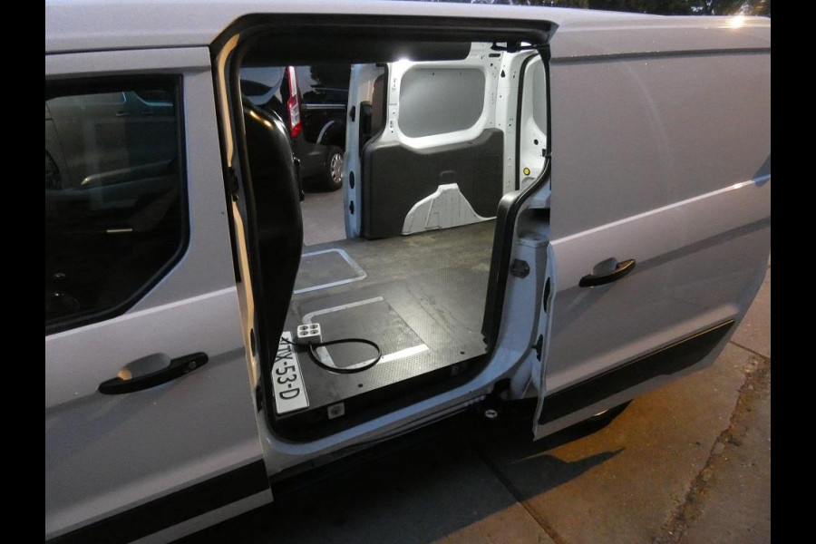 Ford Transit Connect 1.5 EcoBlue L2 120pk*navi/camera*3zits*