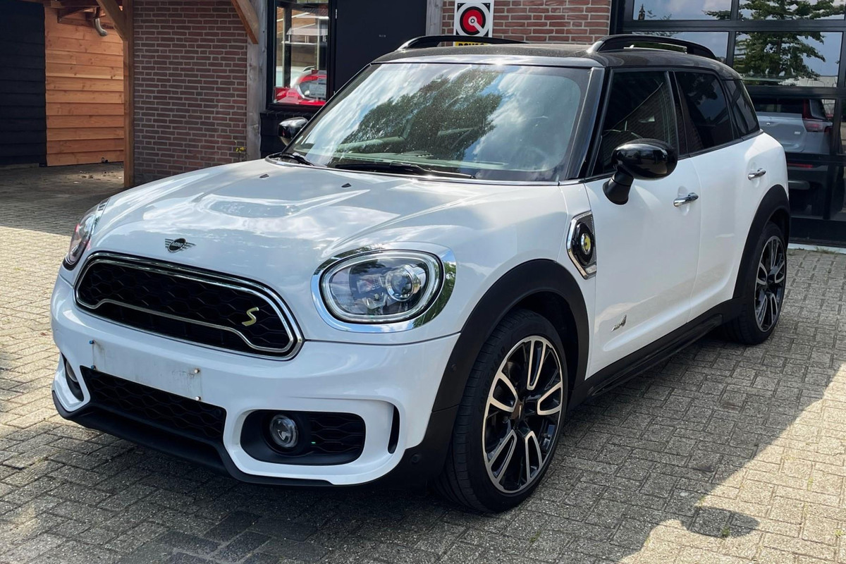 MINI Countryman 2.0 Cooper S E ALL4 John Works JCW BlackPack YoursLeder '20