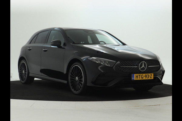 Mercedes-Benz A-Klasse 250 e AMG Plug-In Hybride | AMG Line Advanced Plus | Night Pakket | Trekhaak | Sfeerverlichting | Stuur en Stoelverwarming | Inclusief 24 maanden MB Certified garantie voor Europa.