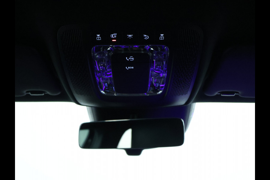 Mercedes-Benz A-Klasse 250 e AMG Plug-In Hybride | AMG Line Advanced Plus | Night Pakket | Trekhaak | Sfeerverlichting | Stuur en Stoelverwarming | Inclusief 24 maanden MB Certified garantie voor Europa.