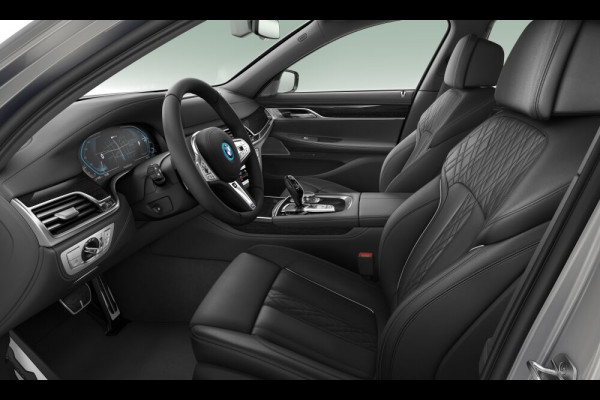 BMW 7 Serie 745e M-Sport - Dak - Nappa - Driving Ass Prof - Lasers - Soft Close