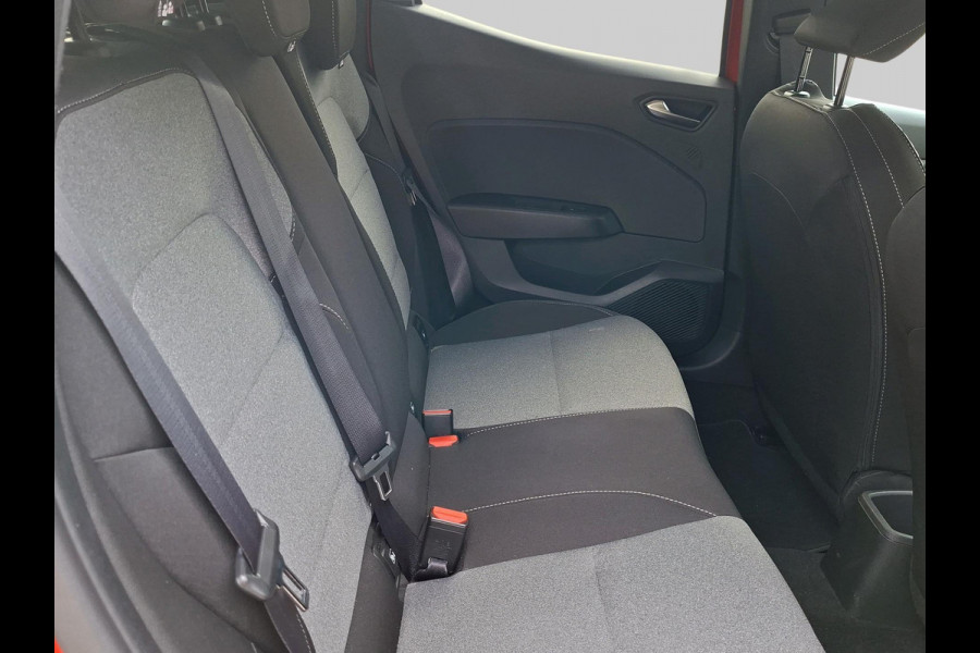 Mitsubishi Colt 1.0T MT Intense Van € 26.790,- voor € 22.930,- | DEMO