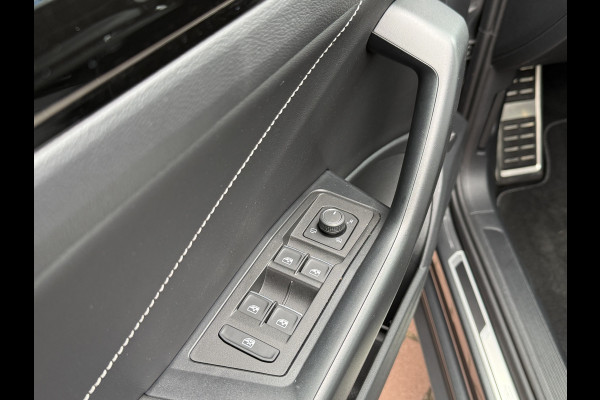 Volkswagen T-Roc 1.5 TSI 150pk DSG R-Line | Acc | Side assist | Camera