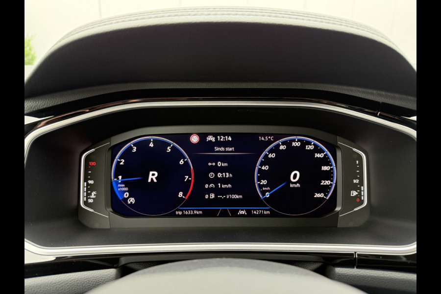 Volkswagen T-Roc 1.5 TSI 150pk DSG R-Line | Acc | Side assist | Camera