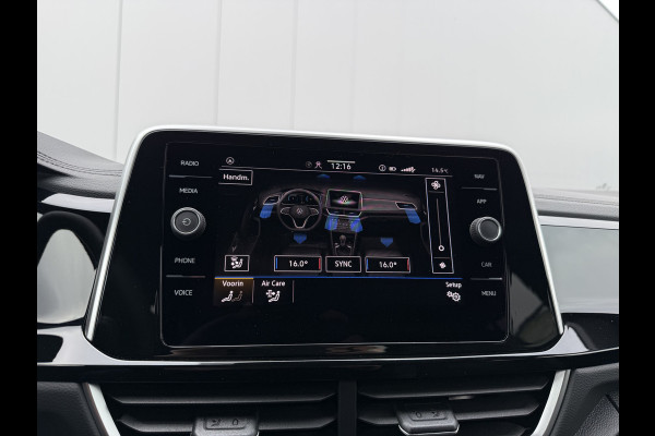 Volkswagen T-Roc 1.5 TSI 150pk DSG R-Line | Acc | Side assist | Camera